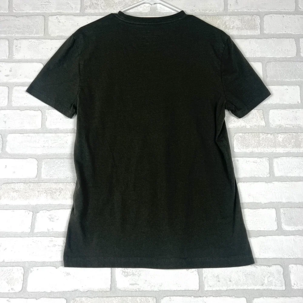 Banana Republic Mens Eco T-Shirt Grey Graphic Vintage Car Travel Stamp Small